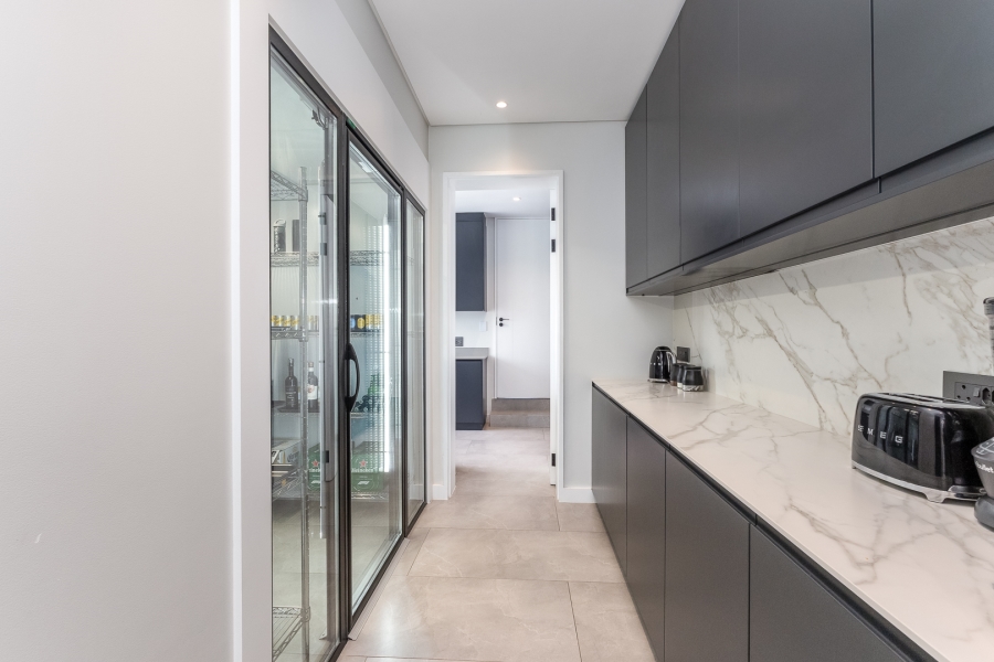 4 Bedroom Property for Sale in Pearl Valley at Val de Vie Western Cape